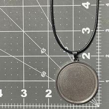 Load image into Gallery viewer, Round Metal Pendant Base – 1¾" (2 Pack)