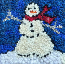 Load image into Gallery viewer, 6"x 6" Beginner Rug Hooking Kits by Deanne Fitzpatrick Studio