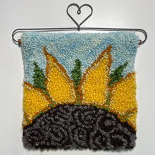 Load image into Gallery viewer, Rug Hooking Hangers 12&quot;
