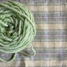 Load image into Gallery viewer, KIT: Punching with wool fabric and rug yarn!
