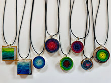 Load image into Gallery viewer, Silver and Wool Pendant / Green and Red Circle
