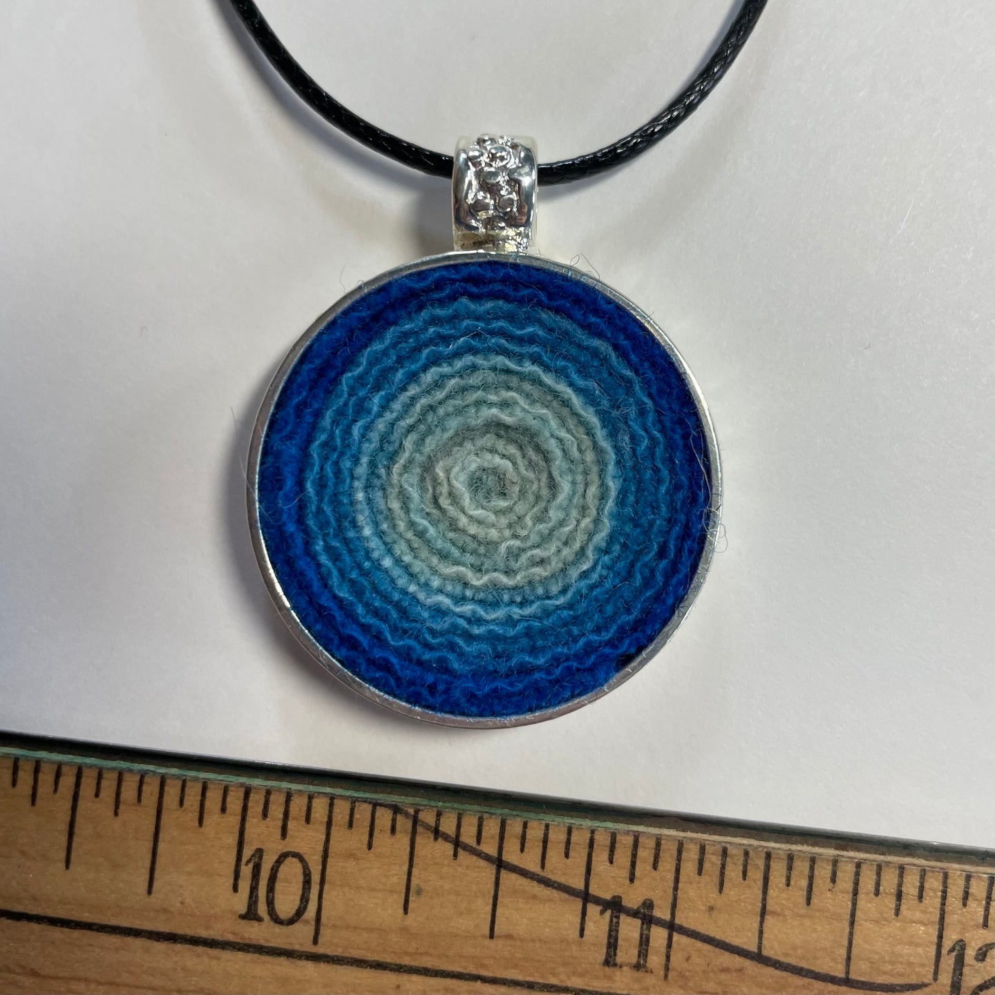 Silver and Wool Pendant / Circle of Blues