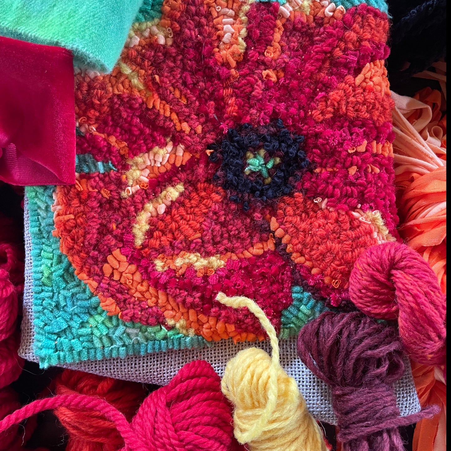 Flower of the Month: August Poppy , Mixed fibres kit