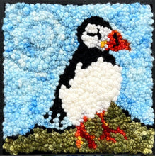 Load image into Gallery viewer, 6&quot;x 6&quot; Beginner Rug Hooking Kits by Deanne Fitzpatrick Studio
