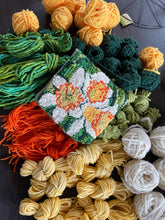 Load image into Gallery viewer, Flower of the Month in Alternative Fibres Kit &quot;March Daffodils&quot;
